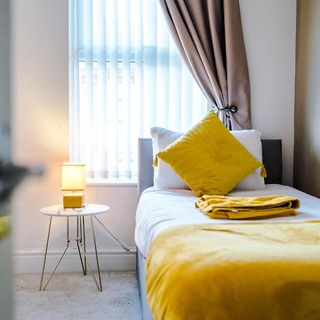 Finchley House Lovely House In Anfield, 2 Minutes Walk From The Stadium, Parking And Wifi Villa Liverpool Ngoại thất bức ảnh