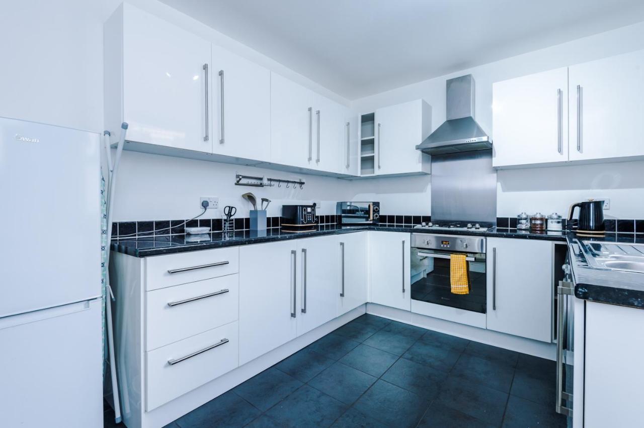 Finchley House Lovely House In Anfield, 2 Minutes Walk From The Stadium, Parking And Wifi Villa Liverpool Ngoại thất bức ảnh