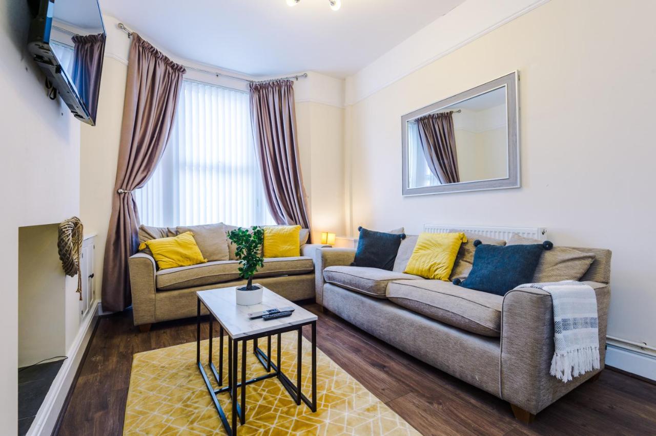 Finchley House Lovely House In Anfield, 2 Minutes Walk From The Stadium, Parking And Wifi Villa Liverpool Ngoại thất bức ảnh